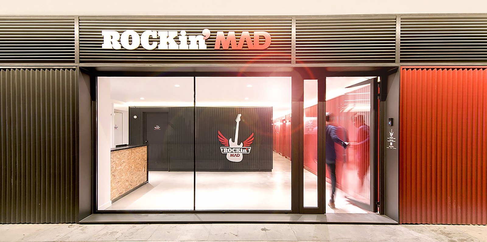Caso de branding escuela de musica rock en madrid Rockin mad el caso de branding de una escuela de rock