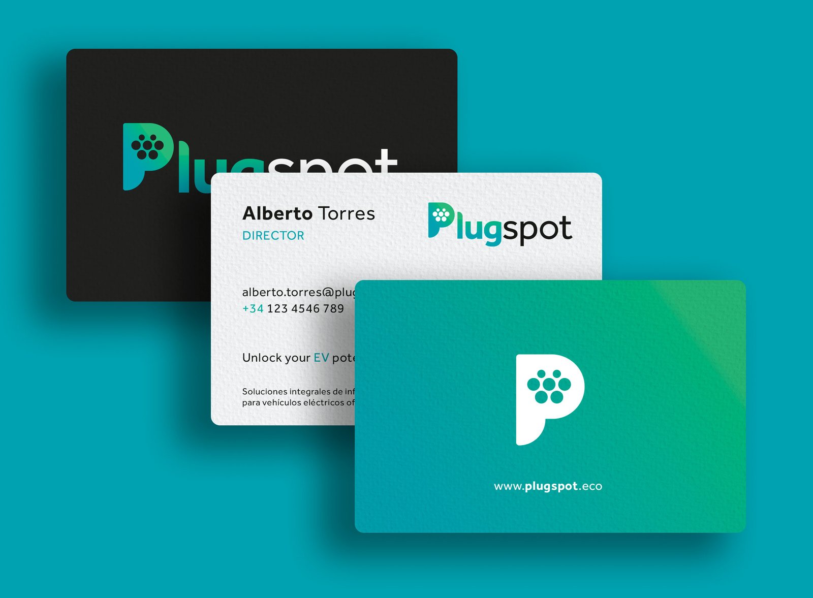 diseño gráfico de la papelería corporativa de plugspot estudio de diseño gráfico y brandesigners